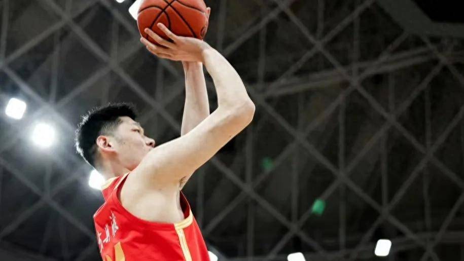 中国篮球联赛男篮夺得冠军，无人能敌
